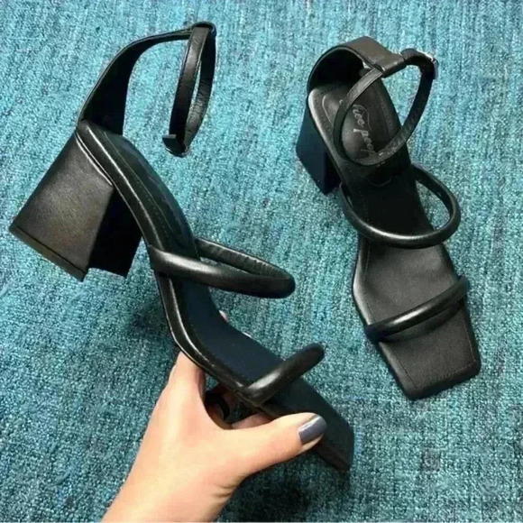 Free People Parker Pillow Square Toe Heels in Black - Picture 4 of 6